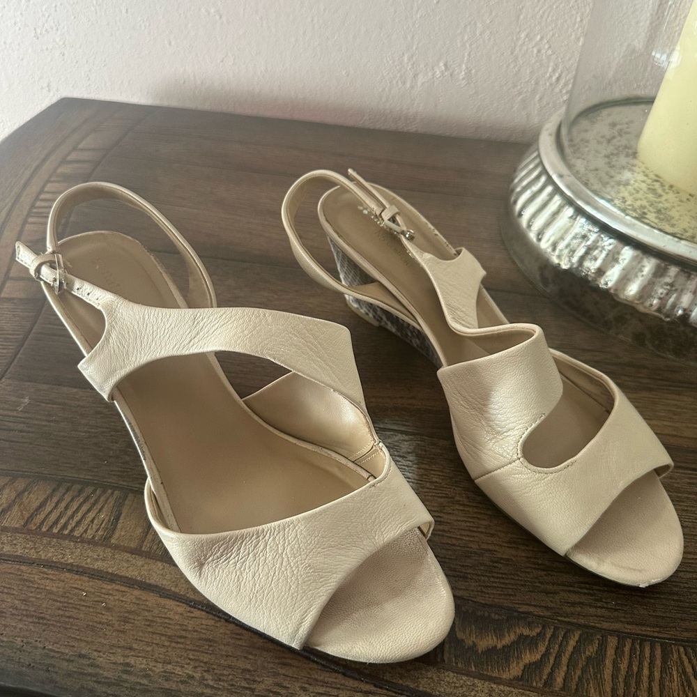 Naturalizer wedge sandal